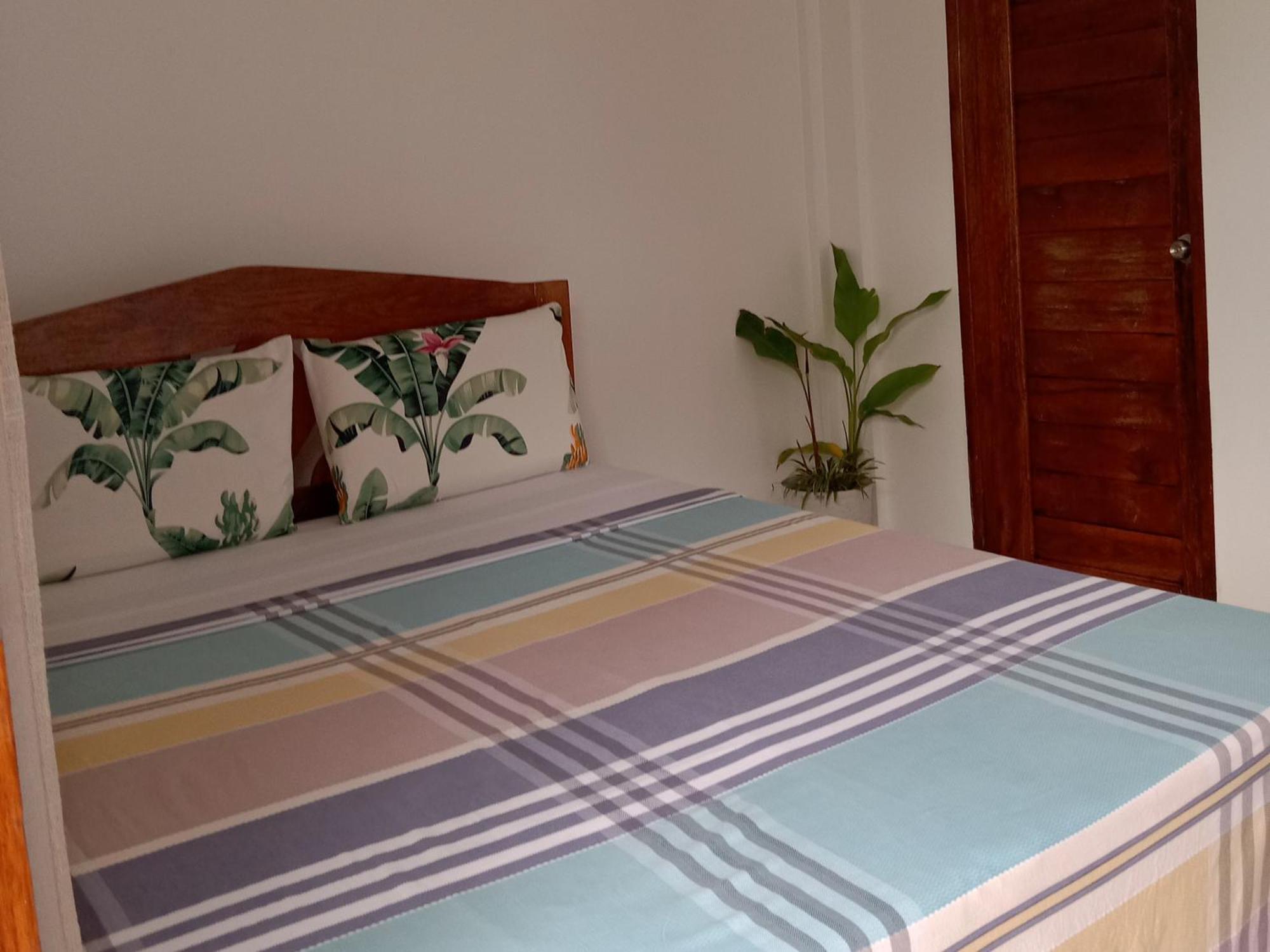 Vincent Lloyd'S Guestroom San Vicente  Ruang foto